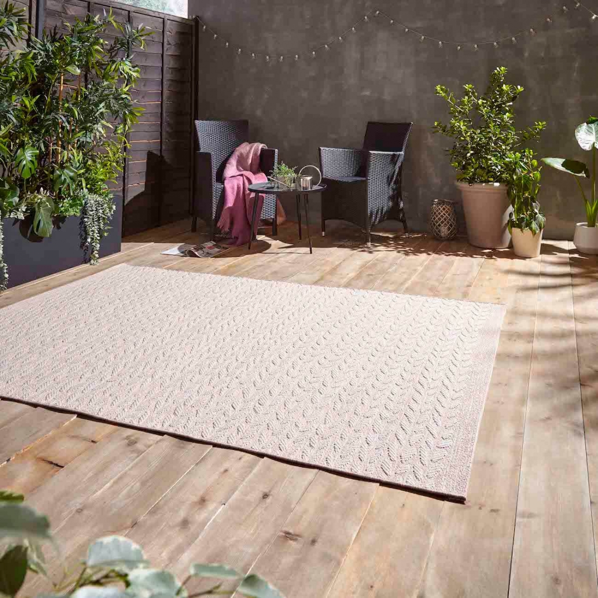 Teppich ThinkRugs Coast A055 - rose/cream